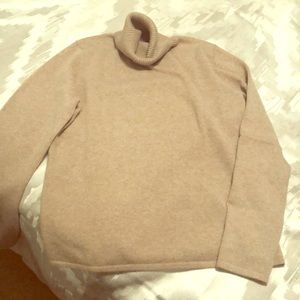 Cashmere sweater